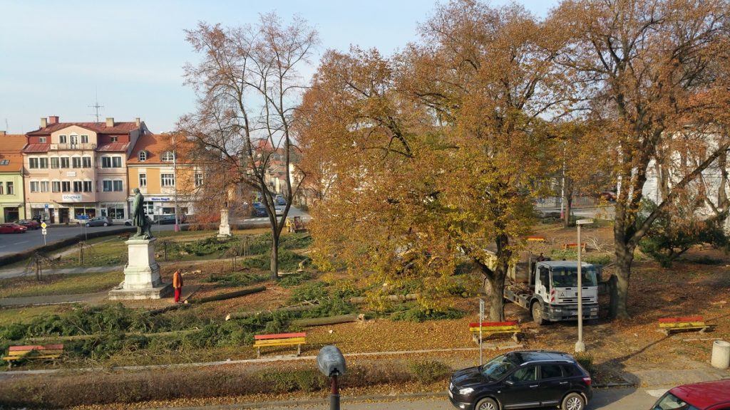 namestie-mihalya-tompu-3