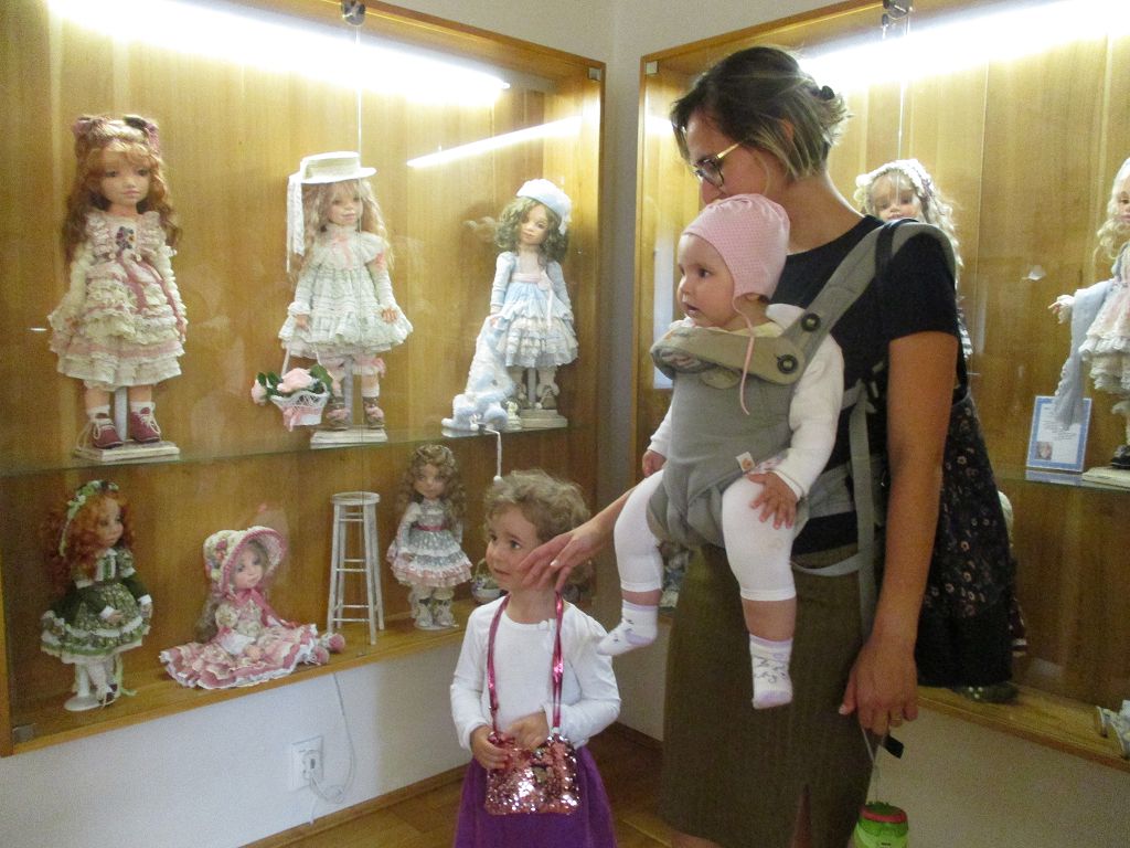 Bábiky Márie Surkošovej