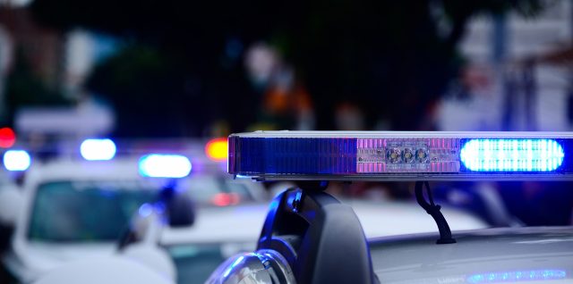Nočná nehoda, noc, polícia