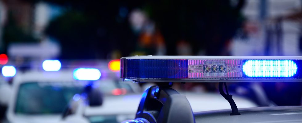 Nočná nehoda, noc, polícia