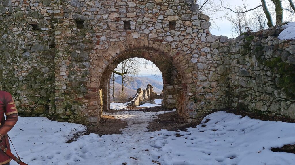 Hlavný palác hradu Muráň