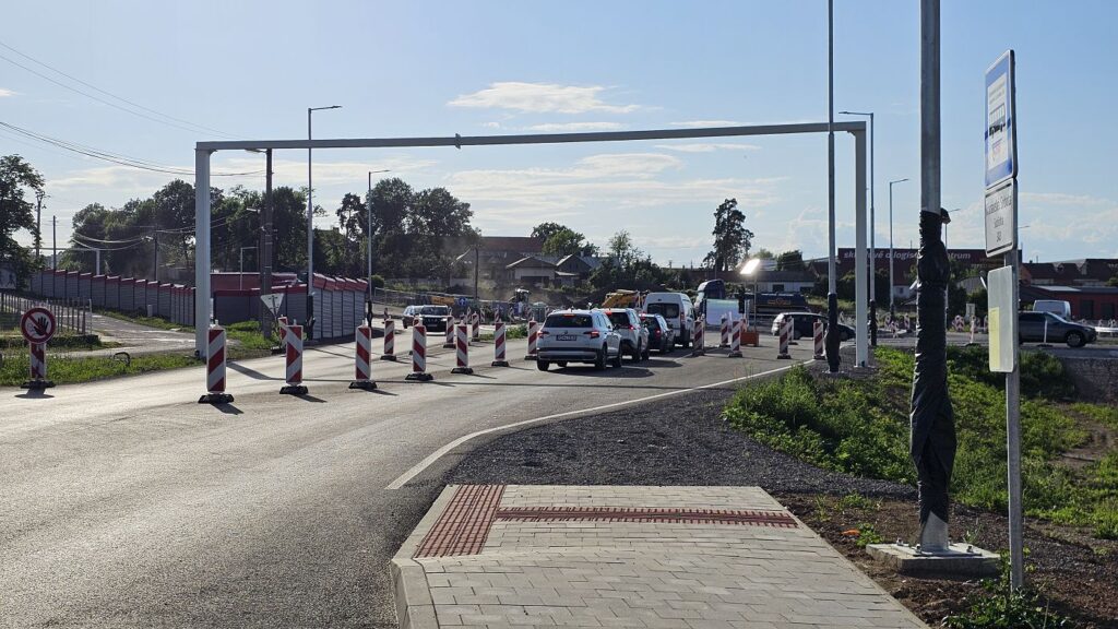 výrazné dopravné obmedzenia