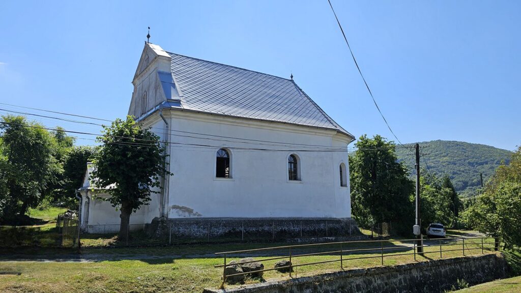 Gotická cesta: zabudnuté dedičstvo, kostol Hostišovce