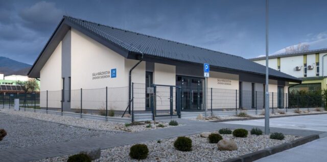 Nová sála Kráľovstva náboženskej spoločnosti Jehovovi svedkovia v Revúcej. Foto: Jehovovi svedkovia