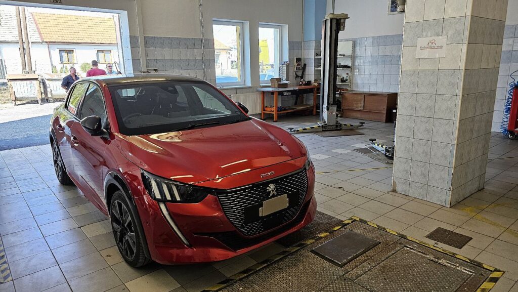 Darované auto Peugeot 208 GT