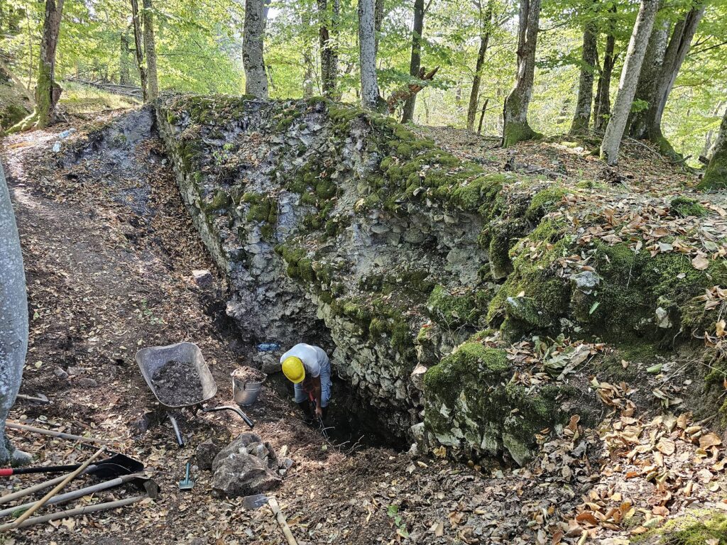 Hrad Drienok - archeologický výskum