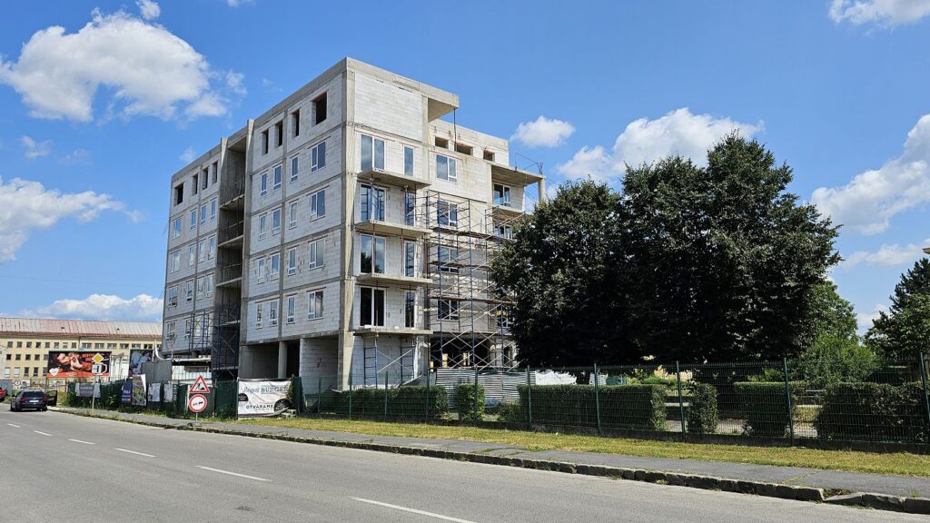 Nová bytovka na Hostinského ulici v Rimavskej Sobote