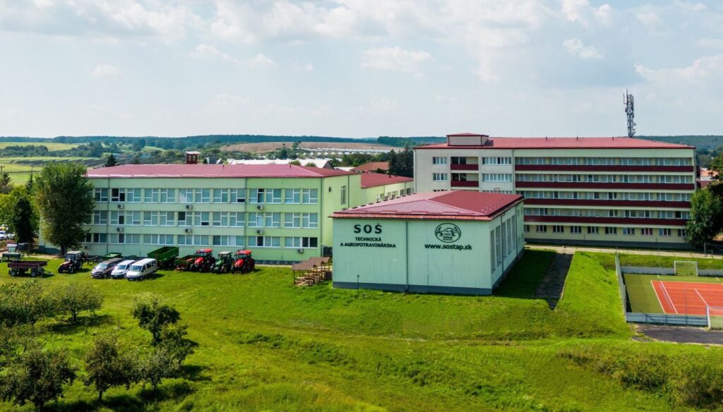 Stredná odborná škola technická a agropotravinárska (SOŠTaAP) Rimavská Sobota, krajské dožinky