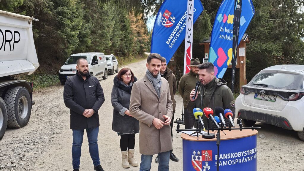 Ondrej Lunter a Richard Takáč počas otvorenia cyklocesty