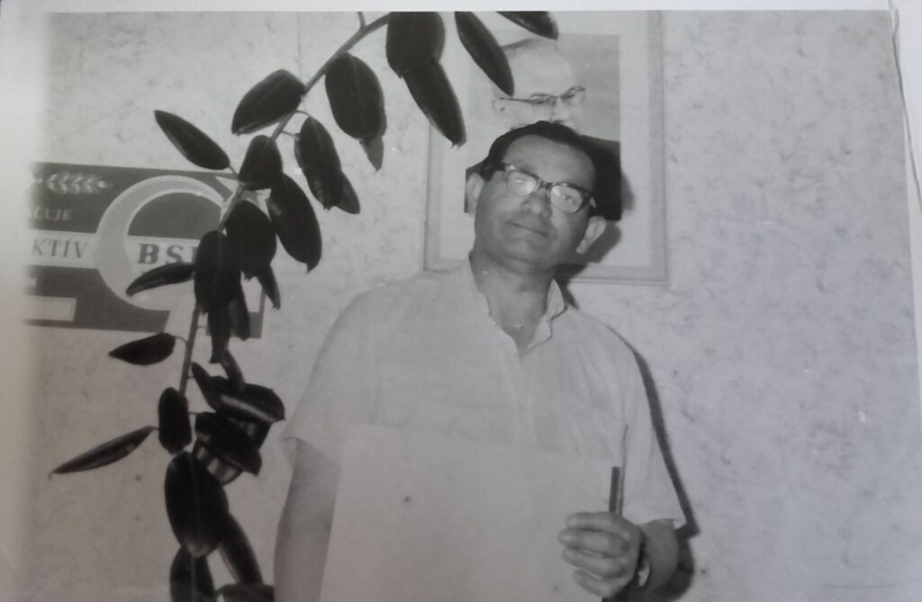 Ernest Horský v 60-tych rokoch vydával a roznášal na motorke noviny Roľník