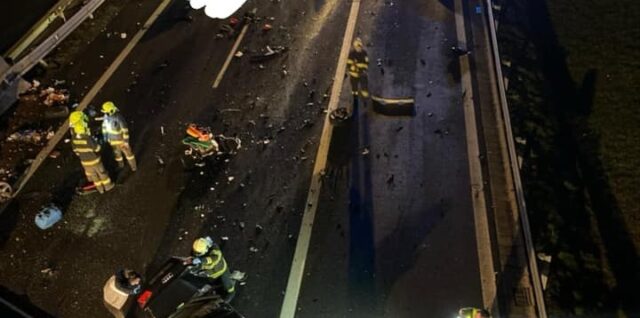 Hromadná nehoda R2, nehoda piatich áut