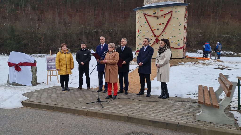 Otvorenie lezeckej steny Utekáč