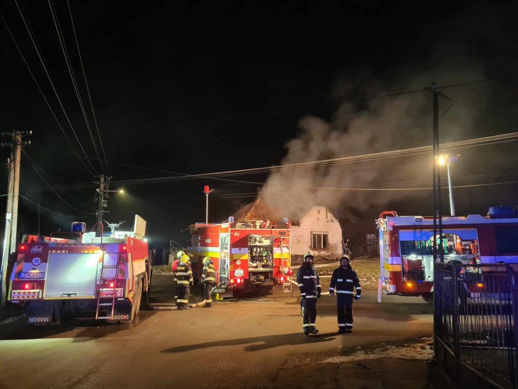 Požiar Šíd, Hazz, hasiči