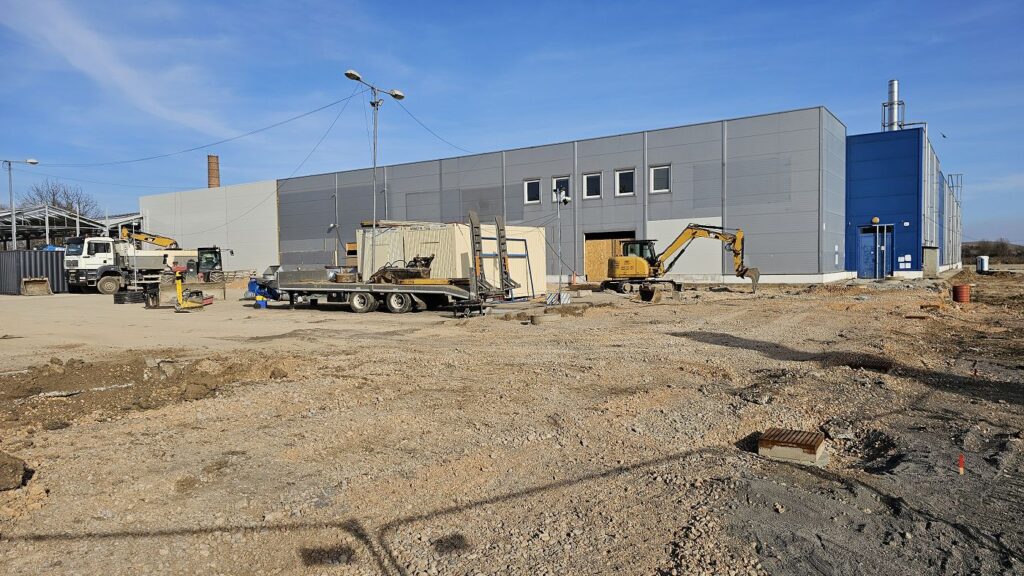 Bývalá Hypernova Rimavská Sobota sa mení na OBI