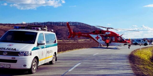 Nehoda, havária, leteckí záchranári, polícia