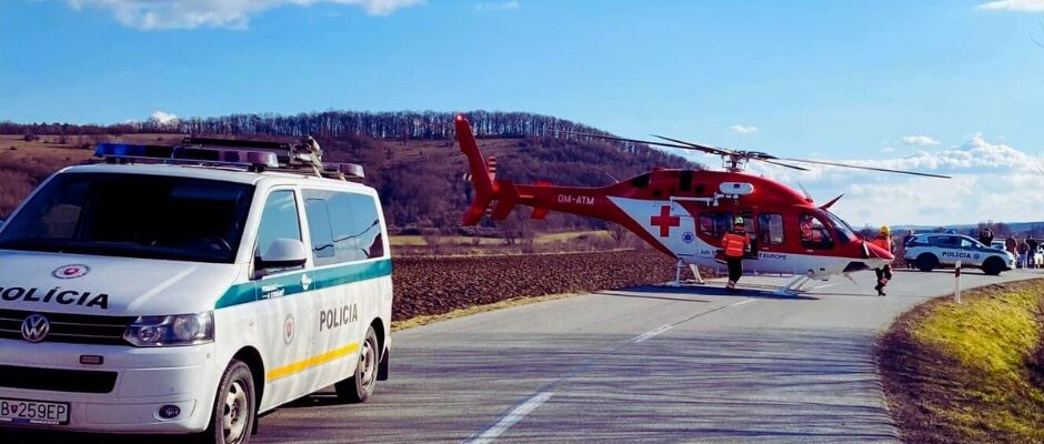 Nehoda, havária, leteckí záchranári, polícia