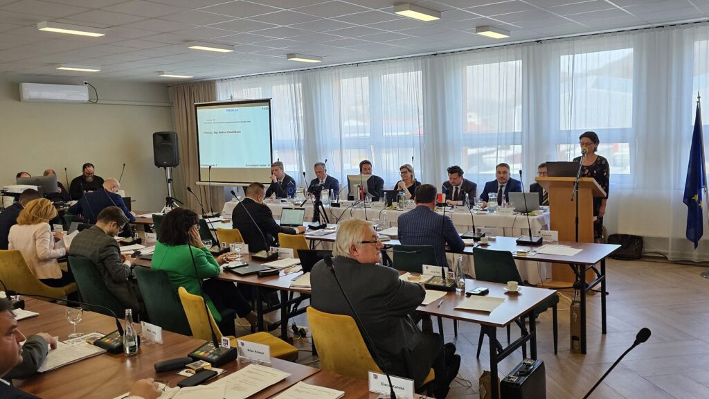 Zasadnutie Zastupiteľstva BBSK v Modrom Kameni, 30 miliónov