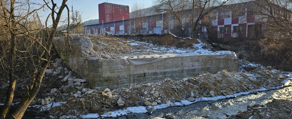 Zbúraný most Hnúšťa