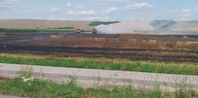 Požiar kombajnu Jesenské