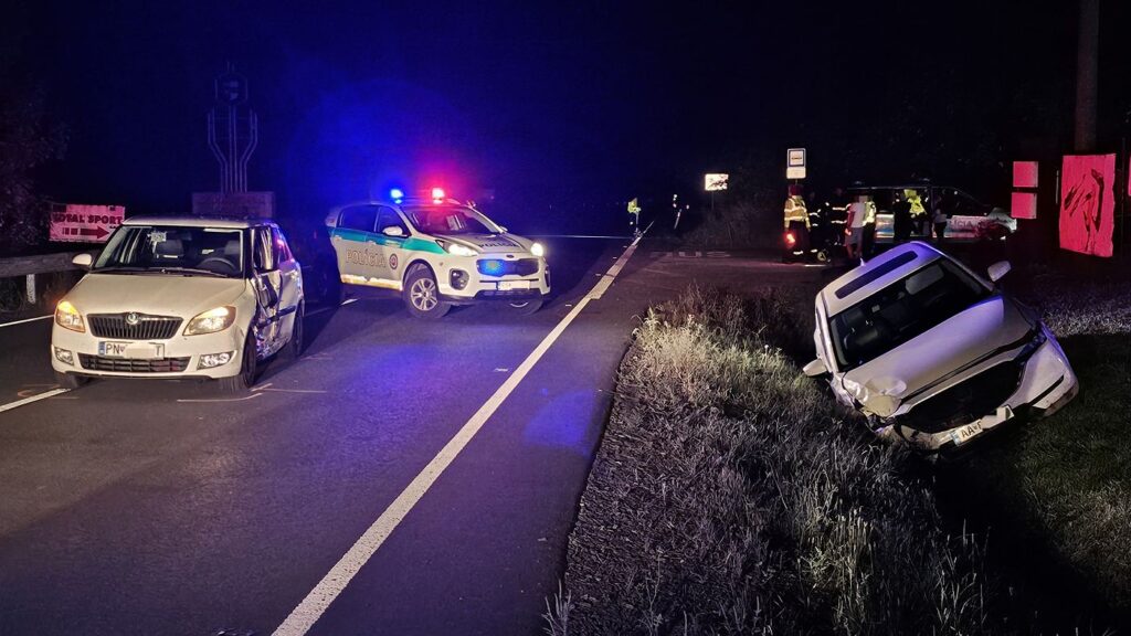 Zrážka dvoch áut Hnúšťa