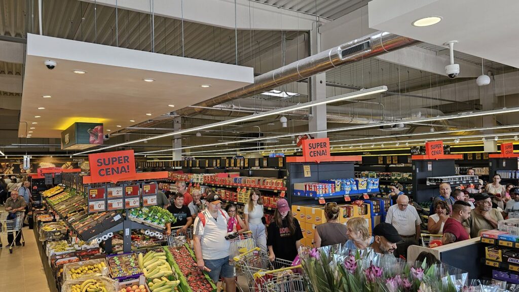 Biedronka Revúca - interiér