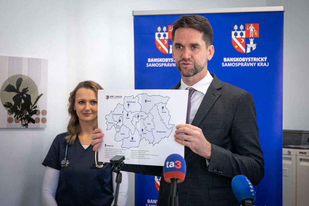 Lekárka Kristína Zacharová a predseda BBSK Ondrej Lunter