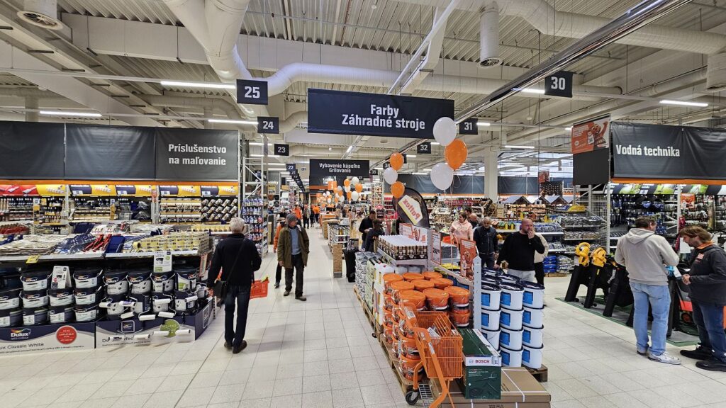 OBI Rimavská Sobota - interiér