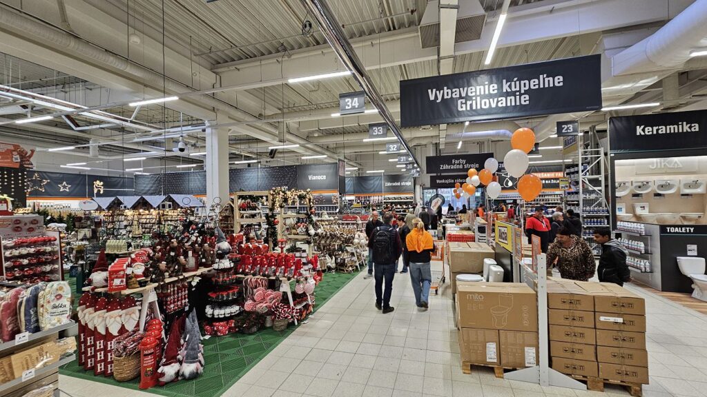 OBI Rimavská Sobota - vnútrajšok predajne