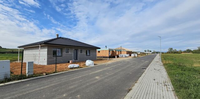 Slnečné pozemky, Tomašová, nové domy, Rimavská Sobota