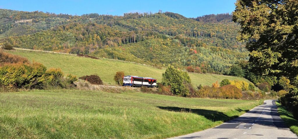 Vlak na trati Poltár - Kokava nad Rimavicou - Utekáč