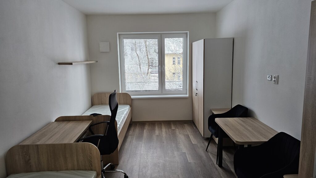 Jedna z izieb v ZSS Červená Skala