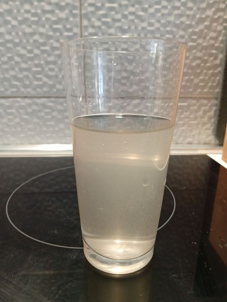 Špinavá skalená voda Revúca