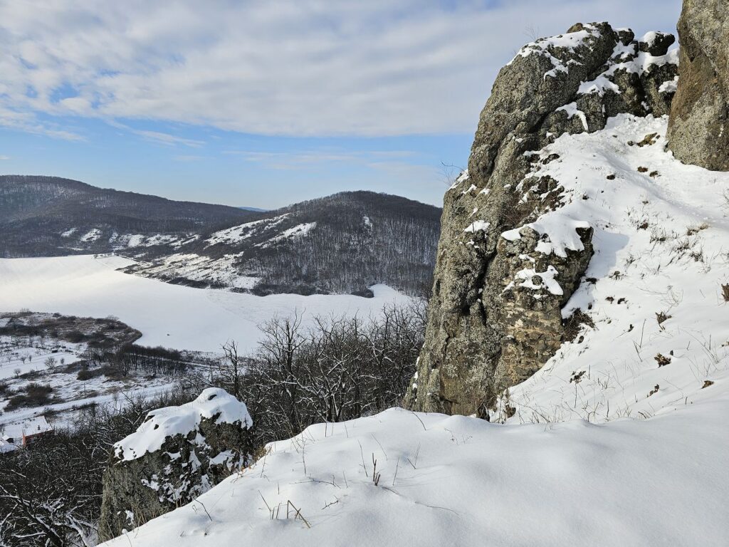 Výhľad z hradu Hajnáčka