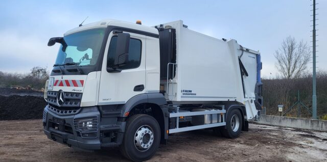 Nové vozidlo na zber odpadu mesta Lučenec