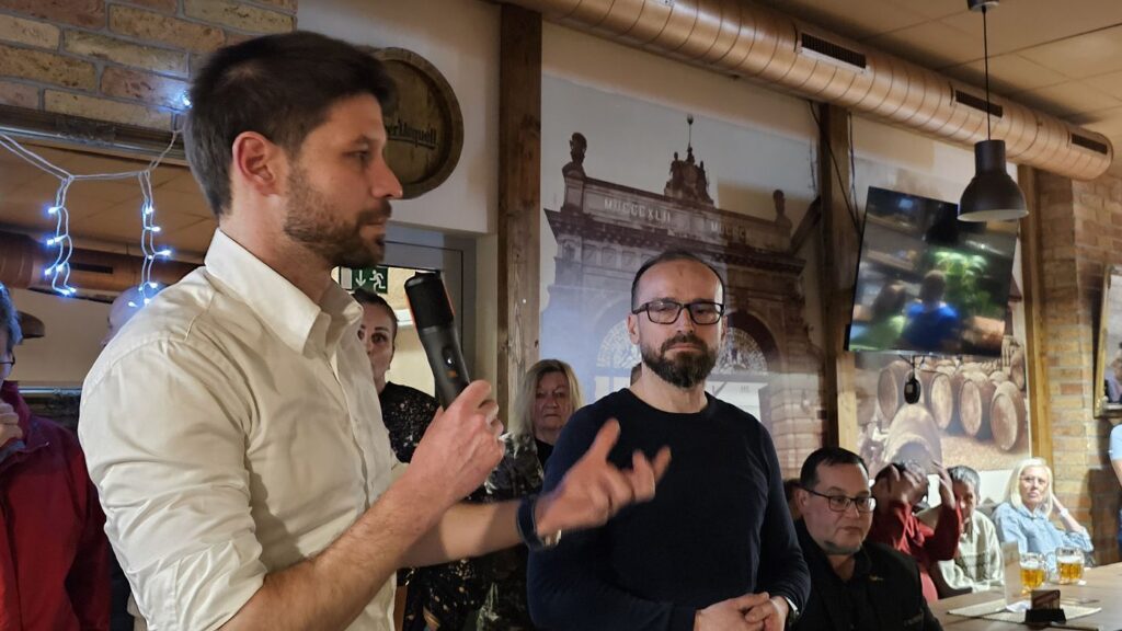 Michal Šimečka na diskusii v Rimavskej Sobote