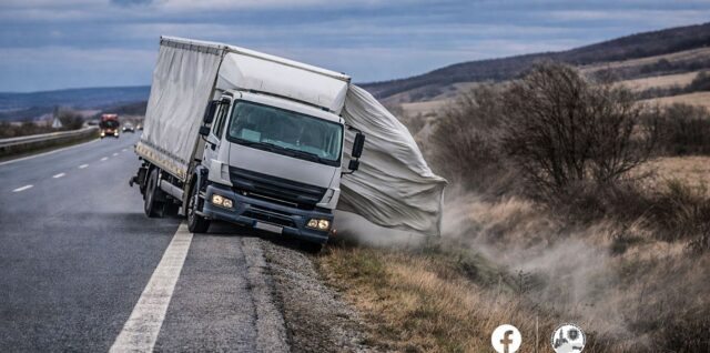 Odfúknutá dodávka, Dvorníky-Včeláre, vietor, polícia