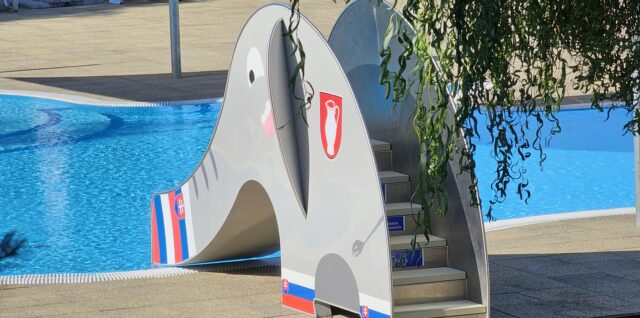 Poltár, kúpalisko, atrakcia, sloník, šmýkačka