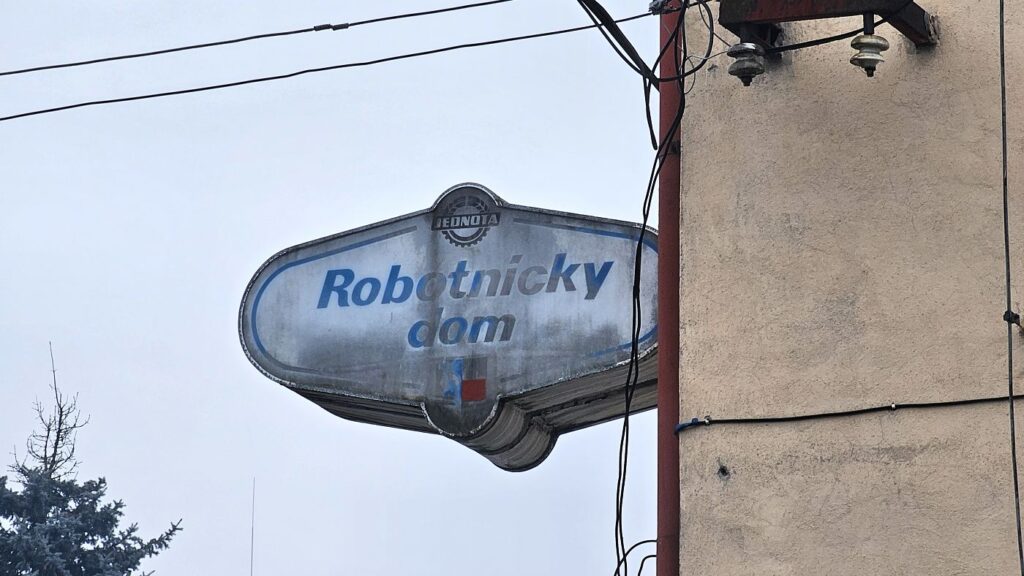 Pútač na budove