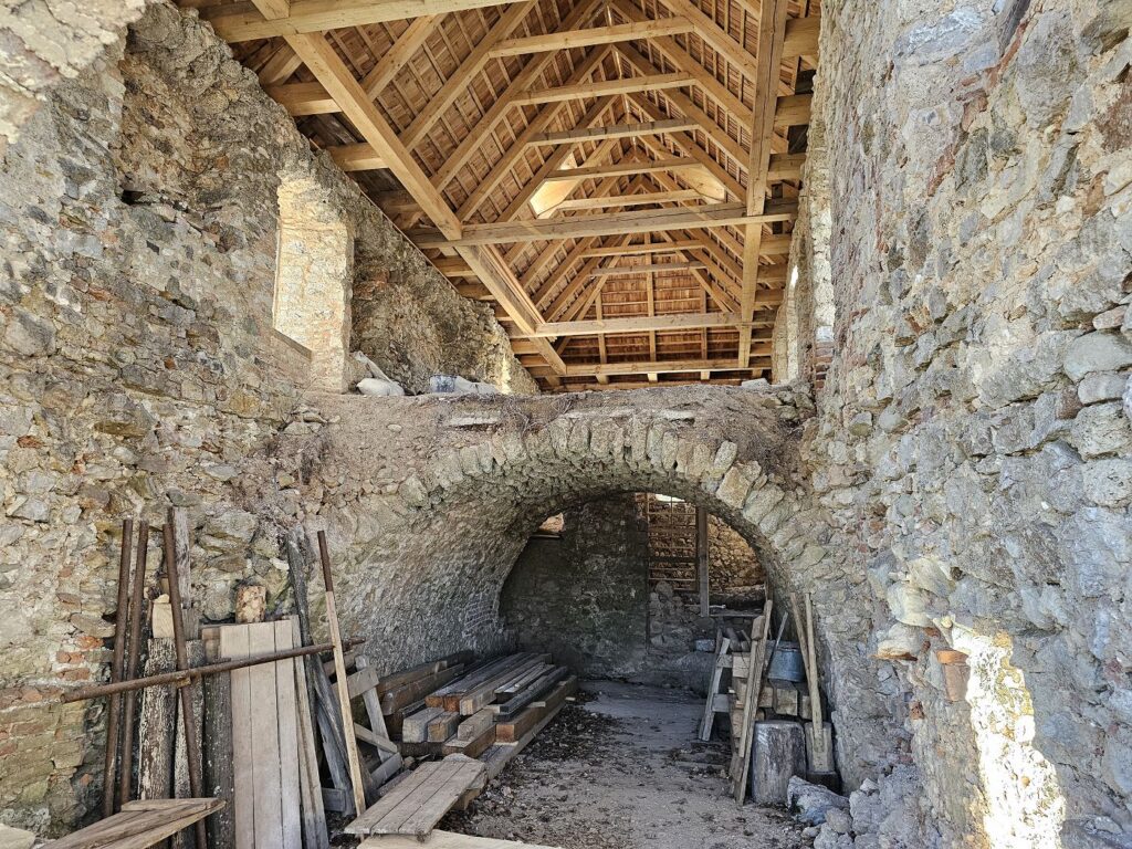 Interiér Domu veliteľa na hrade Muráň