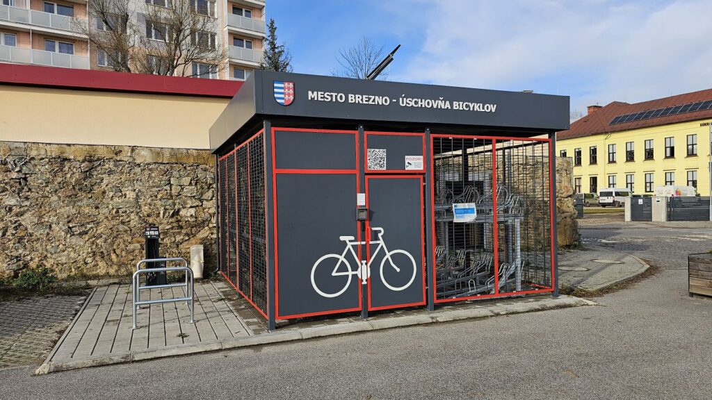 Úschovňa bicyklov Brezno