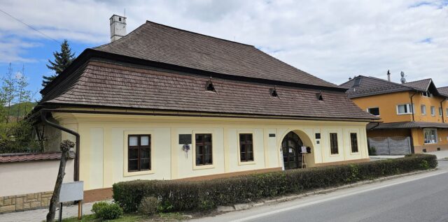 Múzeum Prvého slovenského gymnázia, Revúca, Latinákov dom