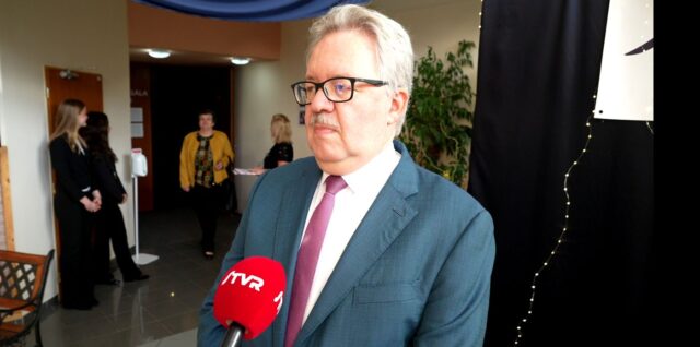 Robert Spišák, AZC